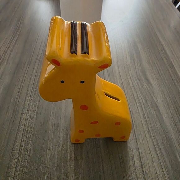 Yellow Giraffe Ceramic Coin Bank - Picture 12 of 12